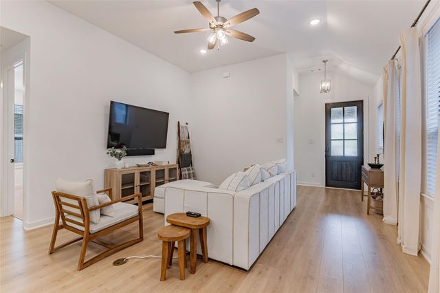 712 Washita Falls Lane, Conroe, TX 77304