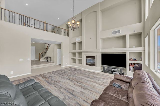 9304 Brilliant Ore Drive, Las Vegas, NV 89143