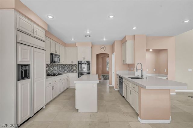 9304 Brilliant Ore Drive, Las Vegas, NV 89143