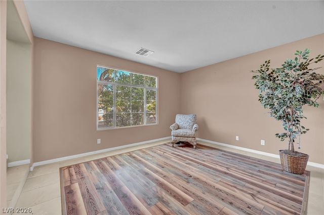 9304 Brilliant Ore Drive, Las Vegas, NV 89143