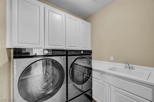 9304 Brilliant Ore Drive, Las Vegas, NV 89143
