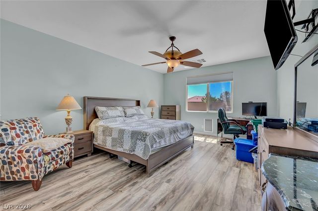 9304 Brilliant Ore Drive, Las Vegas, NV 89143
