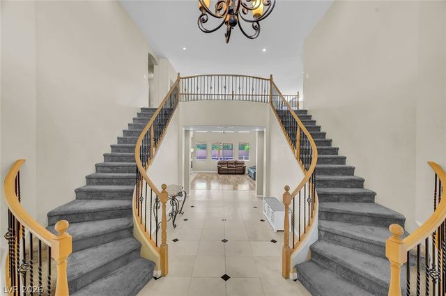 9304 Brilliant Ore Drive, Las Vegas, NV 89143