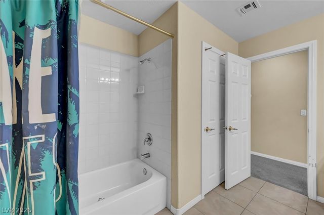 9304 Brilliant Ore Drive, Las Vegas, NV 89143