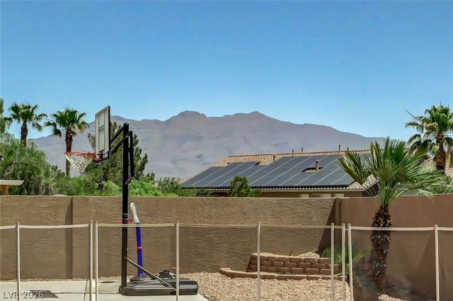 9304 Brilliant Ore Drive, Las Vegas, NV 89143
