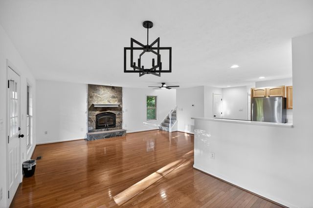 205 ALPINE DR, Front Royal, VA 22630