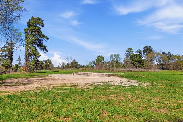 27390 Fm 1097 West, Montgomery, TX 77356