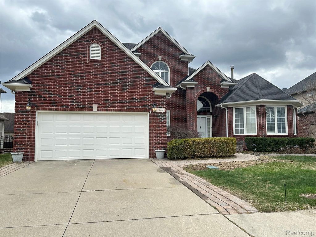 21642 Kendyl Court, Macomb Township, MI 48044