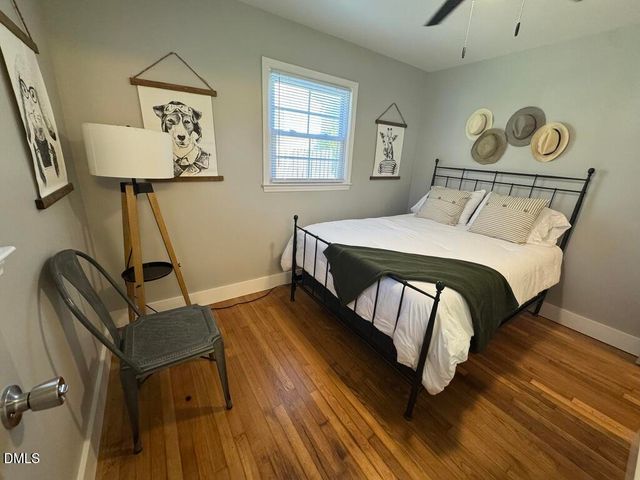 310 Crest Drive, Chapel Hill, NC 27516