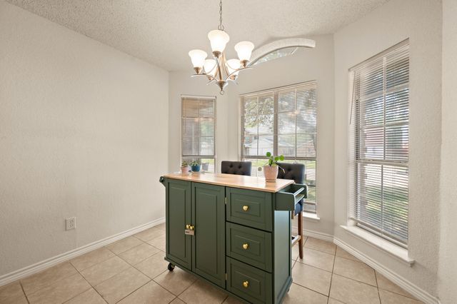 7636 Misty Ridge Drive N, Fort Worth, TX 76137