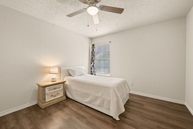 7636 Misty Ridge Drive N, Fort Worth, TX 76137