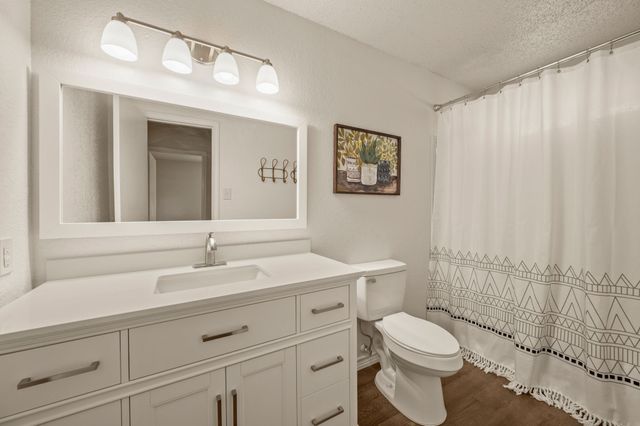 7636 Misty Ridge Drive N, Fort Worth, TX 76137