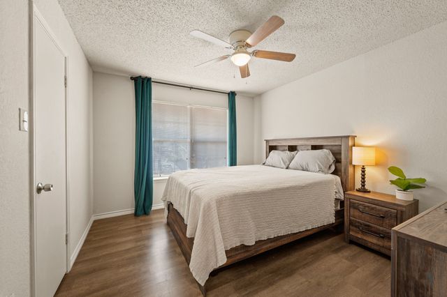 7636 Misty Ridge Drive N, Fort Worth, TX 76137