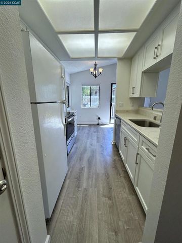 3889 Crow Canyon Rd, San Ramon, CA 94582