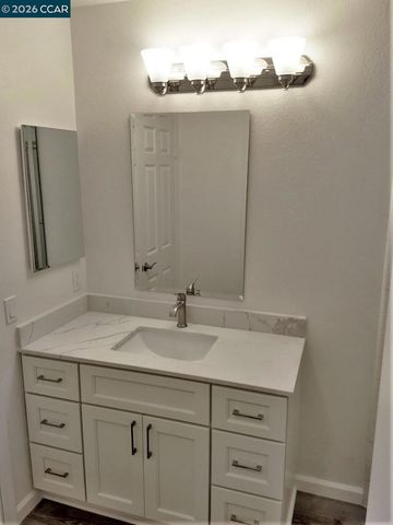 3889 Crow Canyon Rd, San Ramon, CA 94582