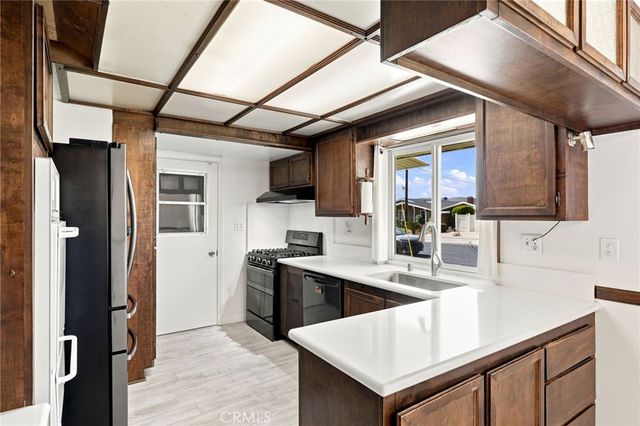 249 Dryden St., Thousand Oaks, CA 91360