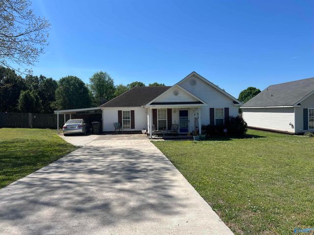 110 Saint Clair Drive, New Market, AL 35761