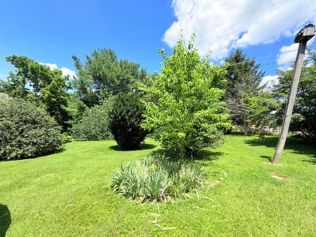 303 Freedom School Road, Mt Vernon, KY 40456