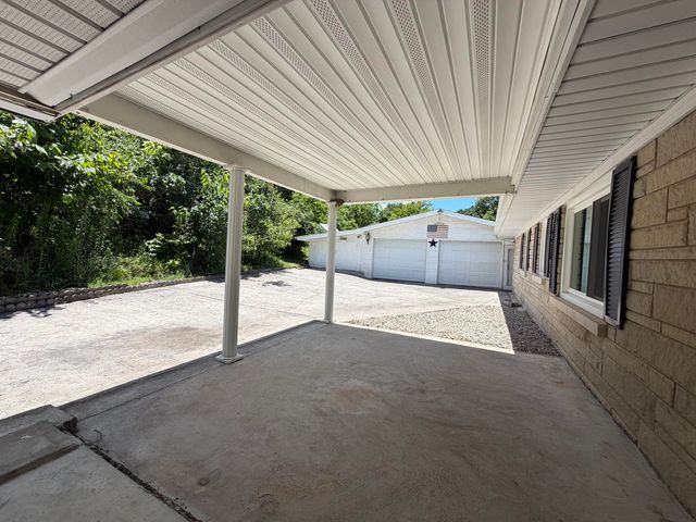 303 Freedom School Road, Mt Vernon, KY 40456