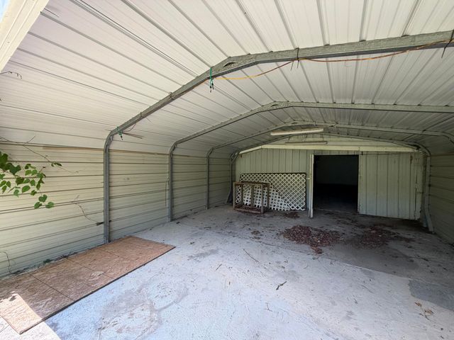 303 Freedom School Road, Mt Vernon, KY 40456
