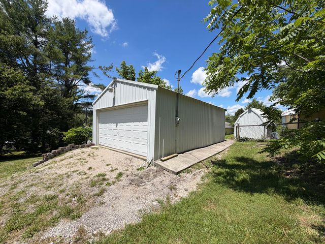 303 Freedom School Road, Mt Vernon, KY 40456