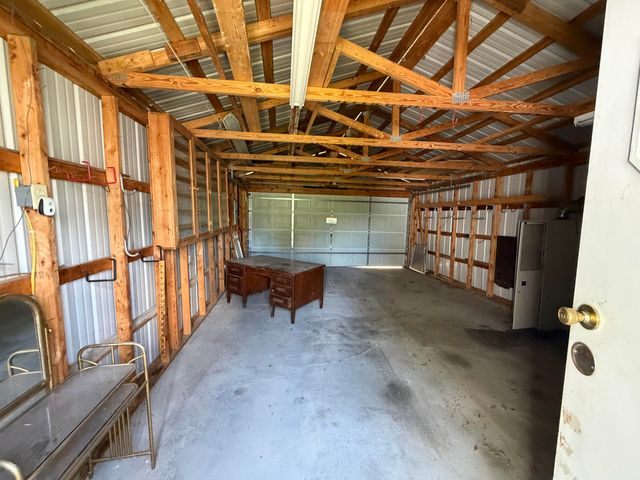 303 Freedom School Road, Mt Vernon, KY 40456