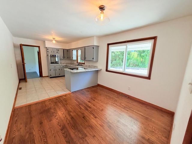 303 Freedom School Road, Mt Vernon, KY 40456