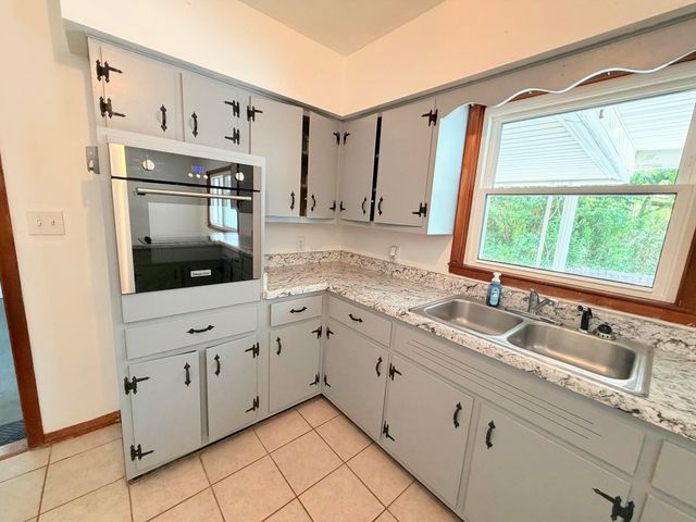 303 Freedom School Road, Mt Vernon, KY 40456