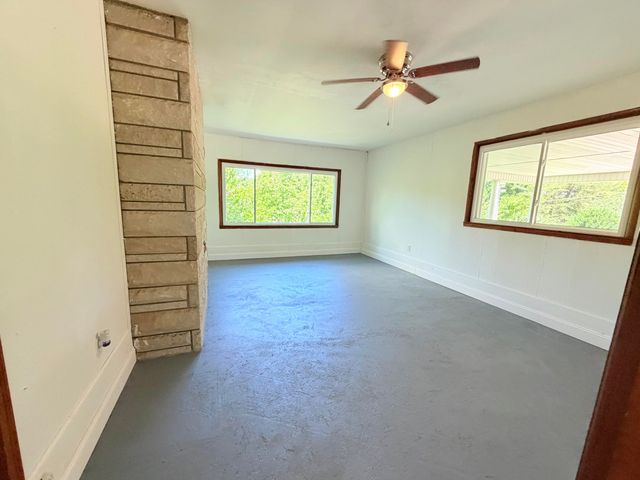 303 Freedom School Road, Mt Vernon, KY 40456