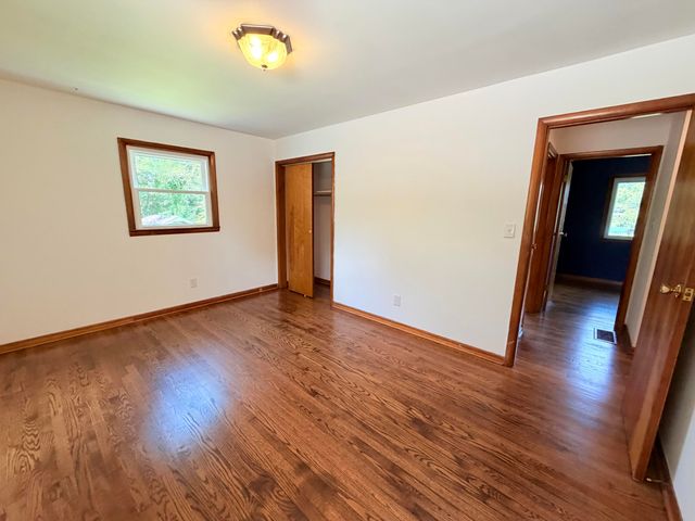 303 Freedom School Road, Mt Vernon, KY 40456