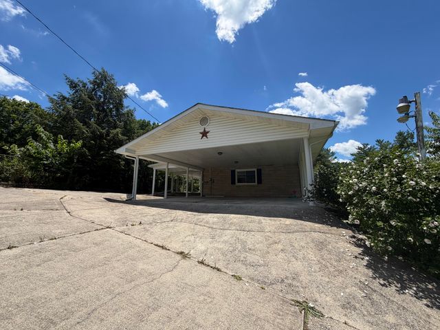 303 Freedom School Road, Mt Vernon, KY 40456