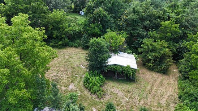 303 Freedom School Road, Mt Vernon, KY 40456