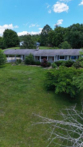303 Freedom School Road, Mt Vernon, KY 40456