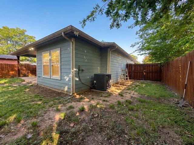2655 Jennings Avenue, Dallas, TX 75216