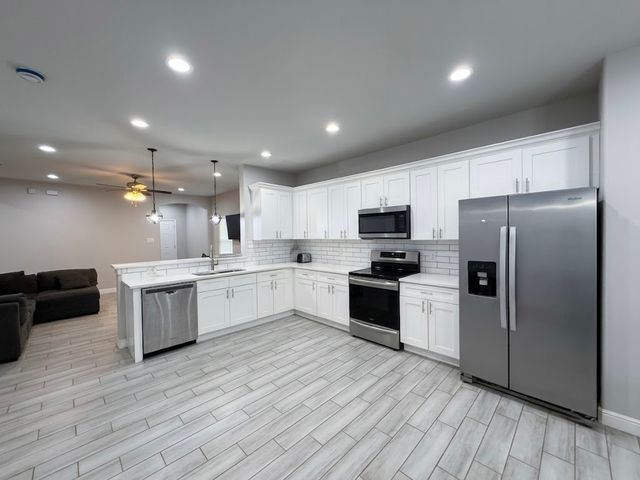 2655 Jennings Avenue, Dallas, TX 75216