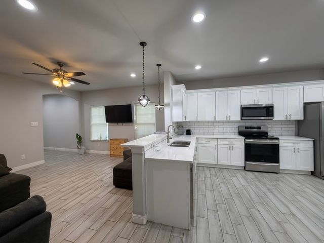 2655 Jennings Avenue, Dallas, TX 75216