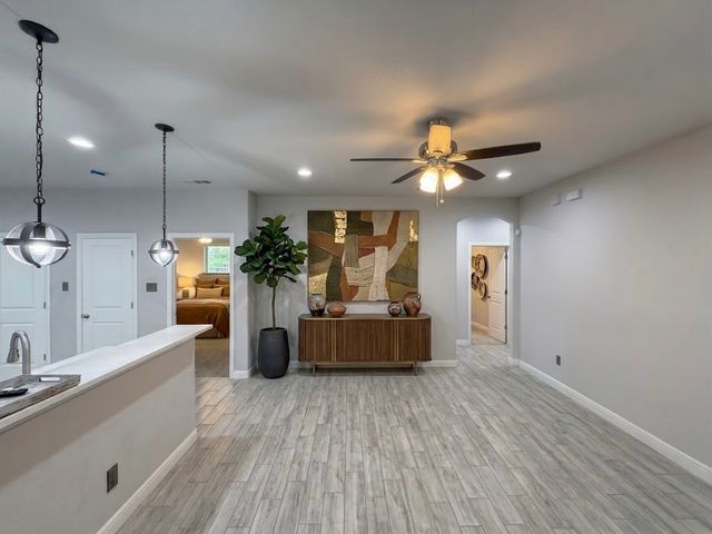 2655 Jennings Avenue, Dallas, TX 75216