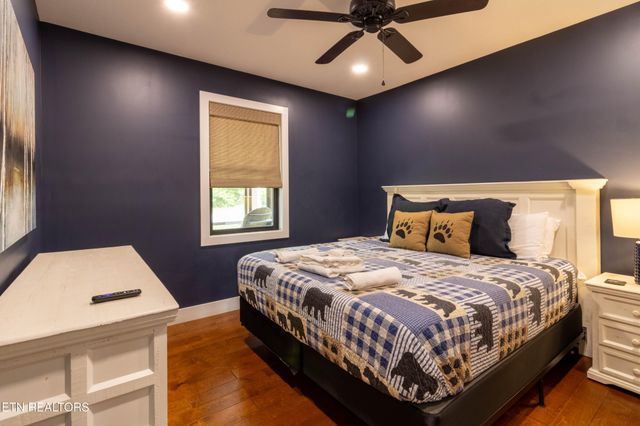 4973 Long Rifle Rd, Walland, TN 37886