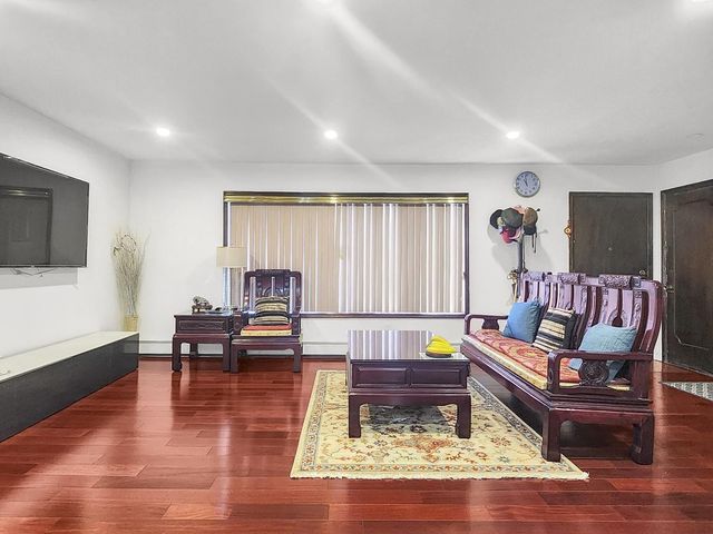 130-18 60th Avenue, Flushing, NY 11355