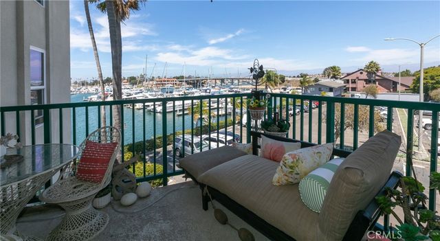 2901 Peninsula Road 241, Oxnard, CA 93035