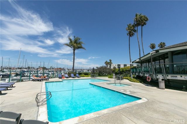 2901 Peninsula Road 241, Oxnard, CA 93035