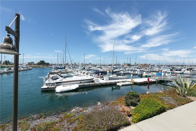 2901 Peninsula Road 241, Oxnard, CA 93035
