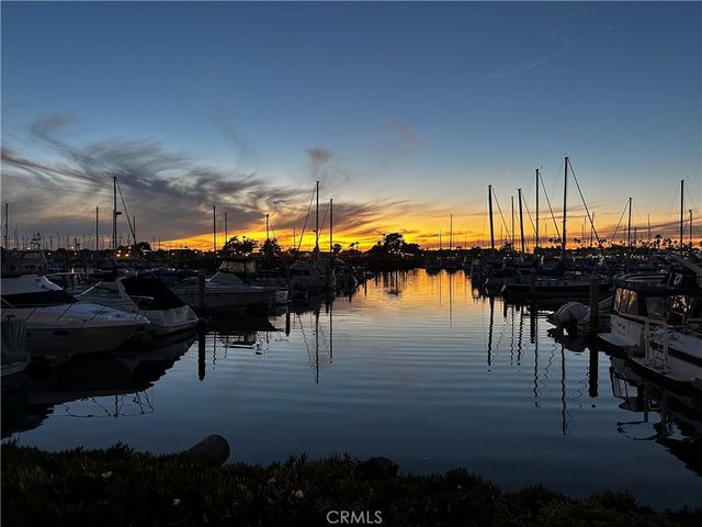 2901 Peninsula Road 241, Oxnard, CA 93035