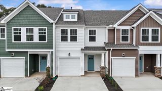 526 W Norvell Court, Spartanburg, SC 29307