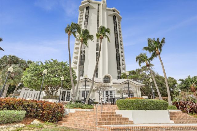 2000 Towerside Ter TS8, Miami, FL 33138