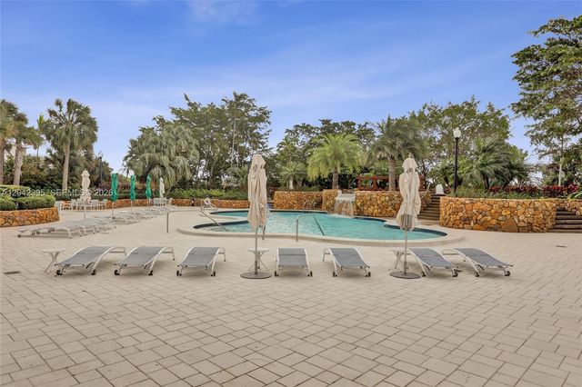 2000 Towerside Ter TS8, Miami, FL 33138