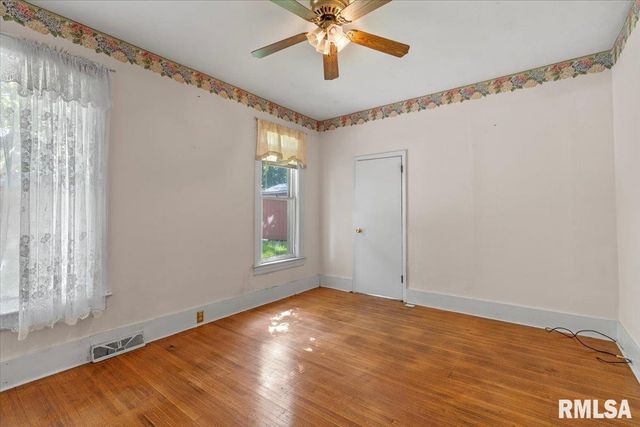 600 E BLACK Avenue, Springfield, IL 62702