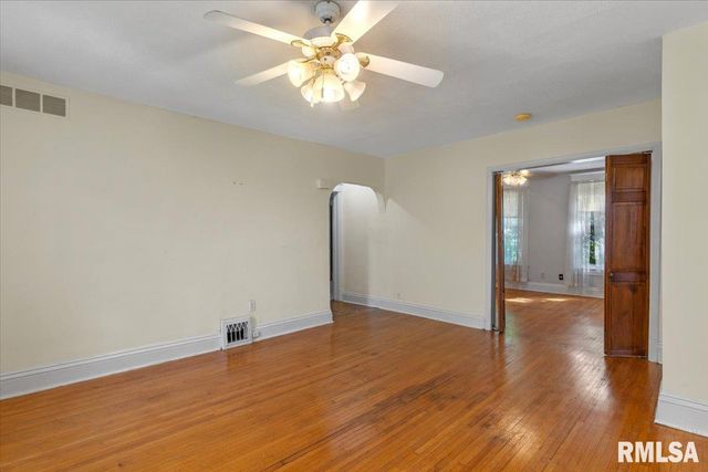 600 E BLACK Avenue, Springfield, IL 62702