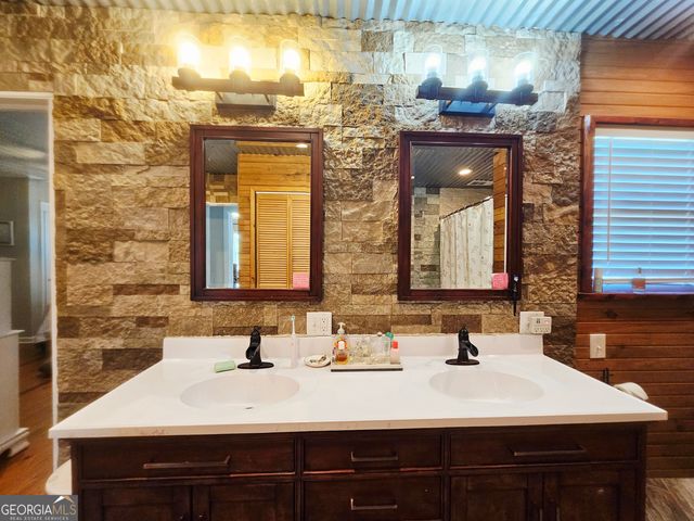 5644 Redland Road, Franklin, GA 30217