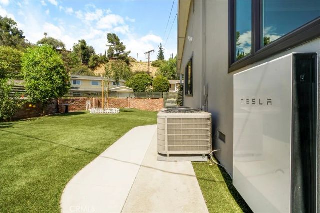 7982 Sangamon, Sun Valley, CA 91352